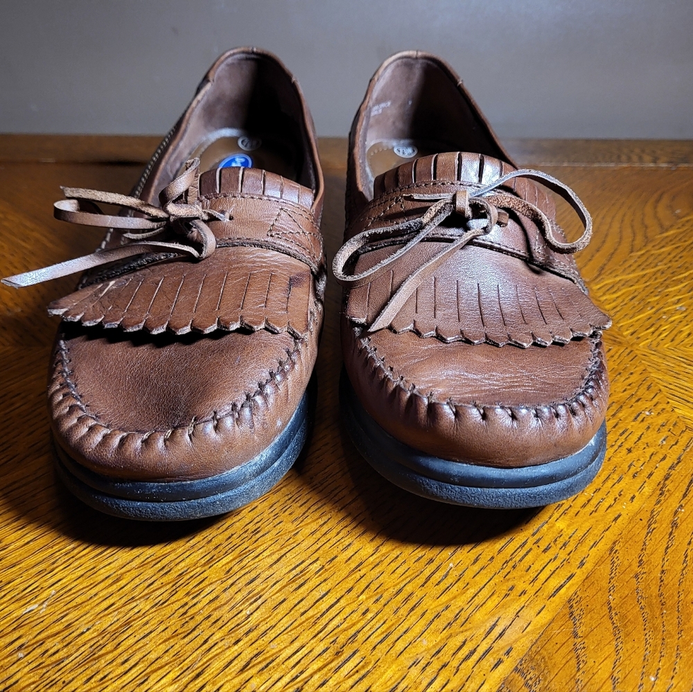 Dr. Scholl's Vintage Brown Leather Kiltie Loafers Size– 7½ Wide - Picture 3 of 9